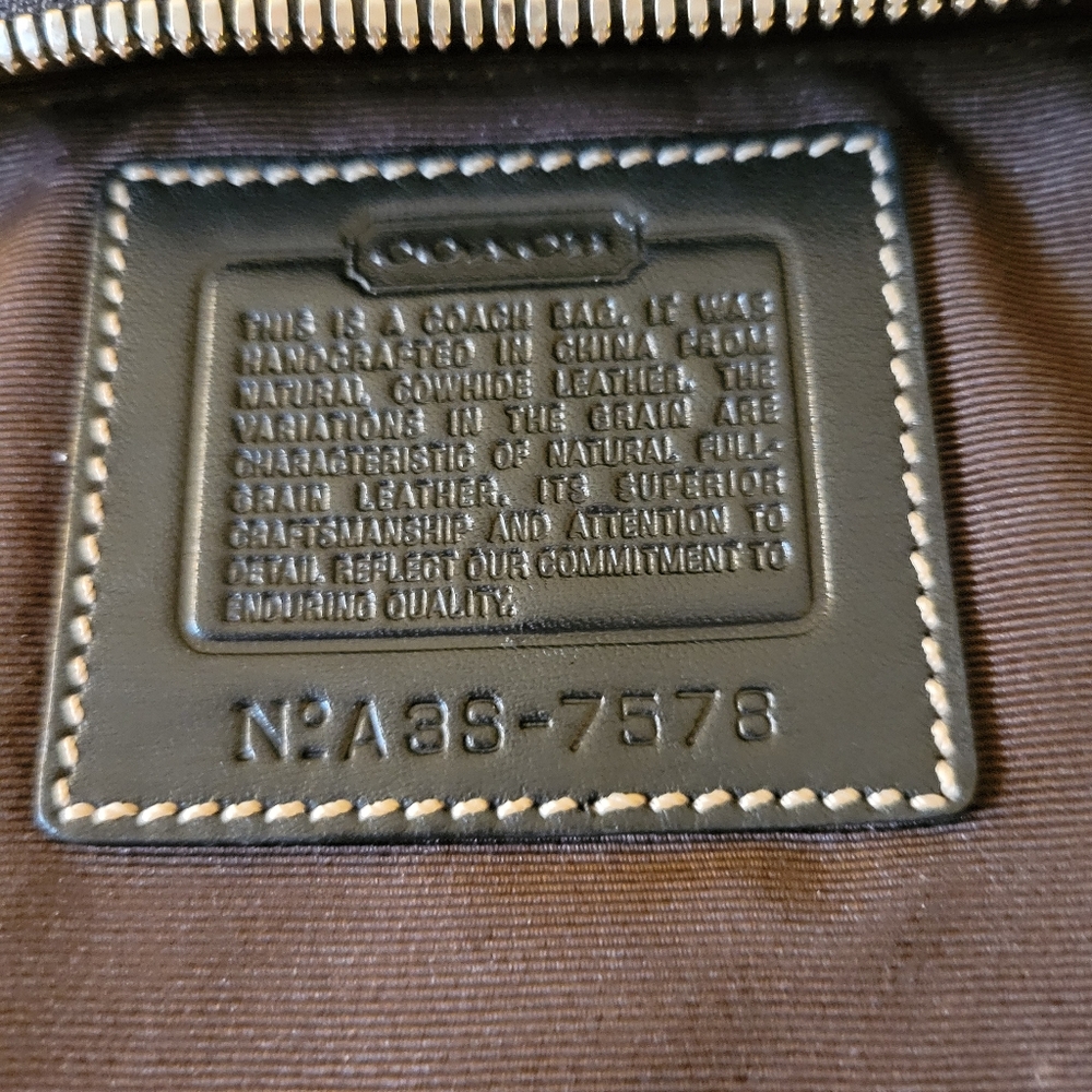 Coach slim Demi in black leather. - Picture 6 of 7